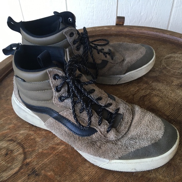 vans ultrarange high top